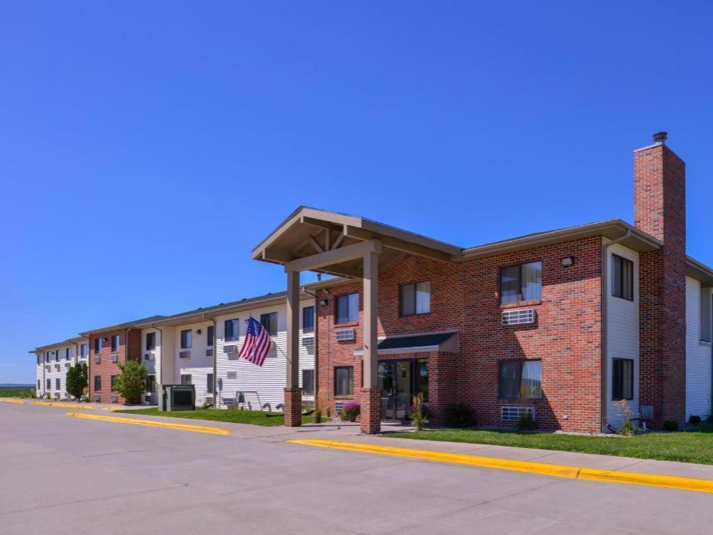 Americas Best Value Inn Missouri Valley Bagian luar foto