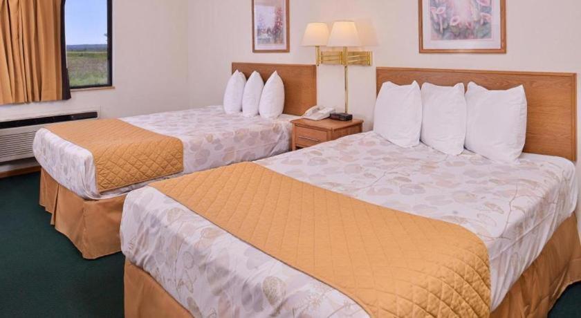 Americas Best Value Inn Missouri Valley Bagian luar foto