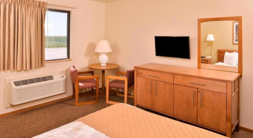 Americas Best Value Inn Missouri Valley Bagian luar foto